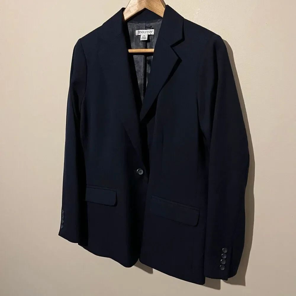 Pendleton 90’s vintage Blue blazer 100% virgin wool Size 10 preppy wool blazer j